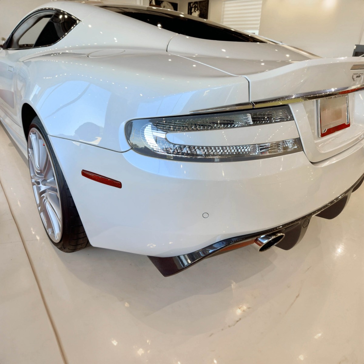 2012 Aston Martin DBS