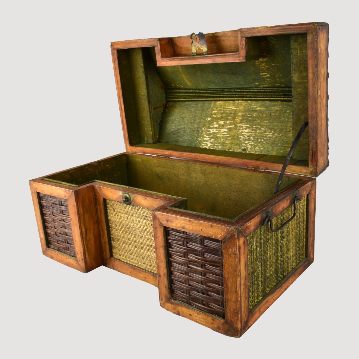 Boho Pagoda Mini Trunk