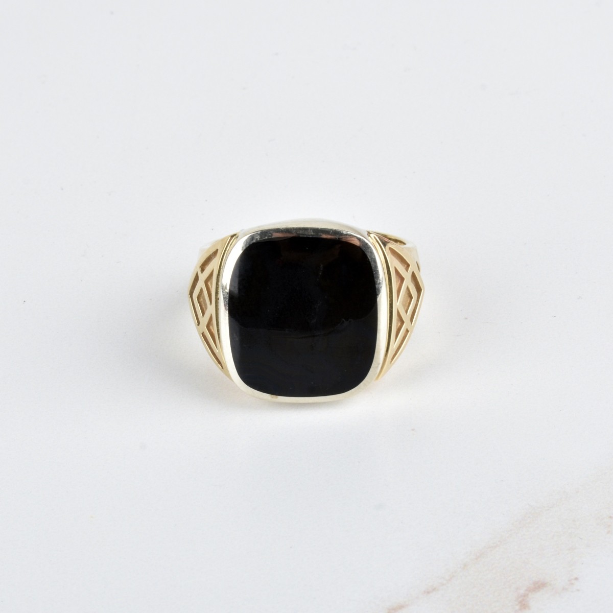 Onyx and 14K Ring