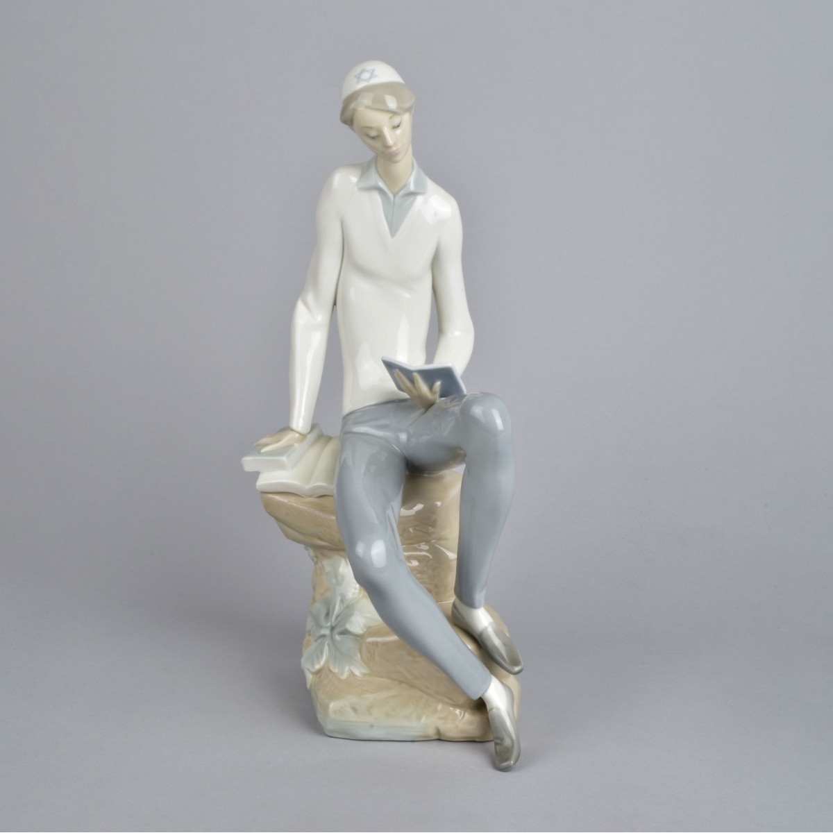 Lladro Porcelain Figurine