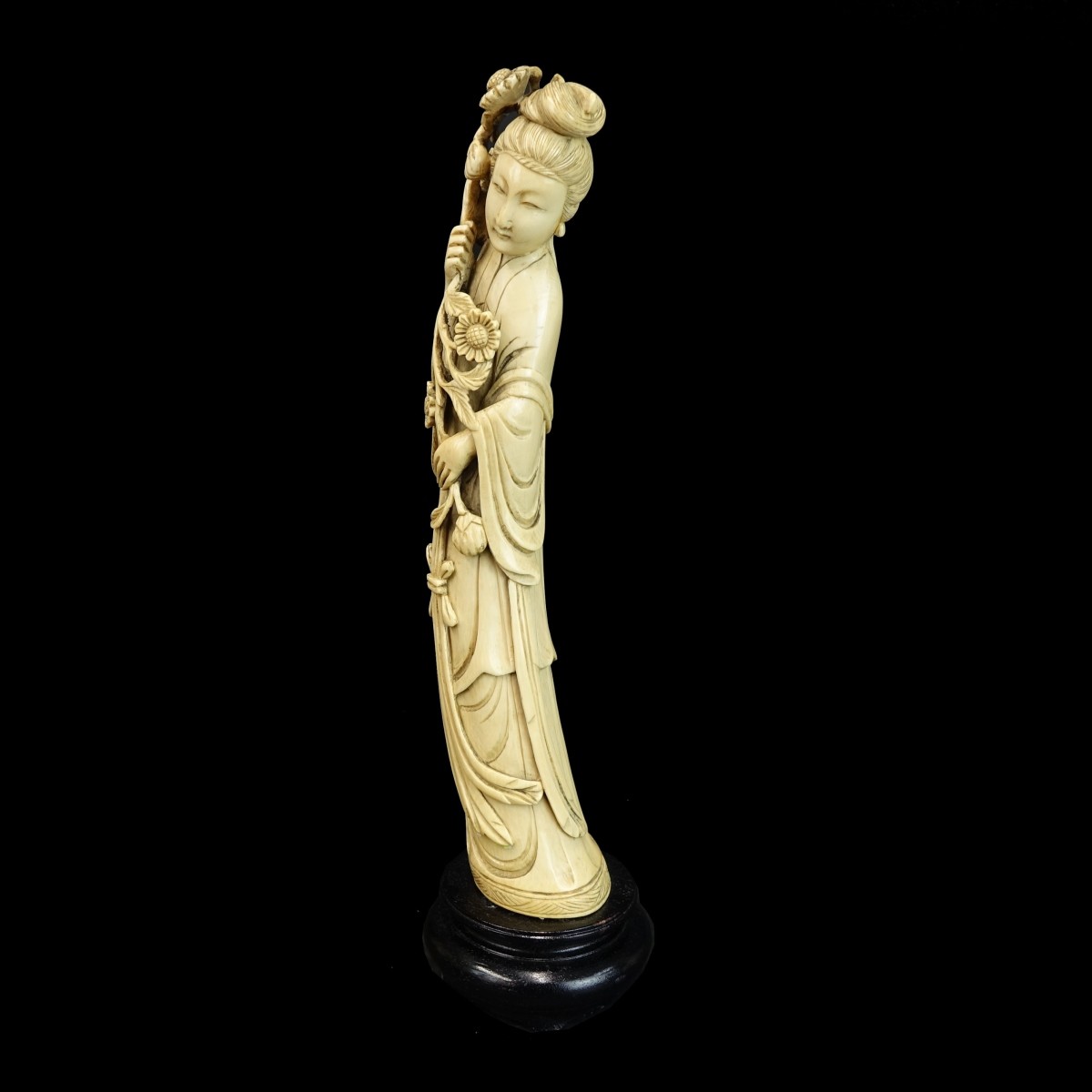 Antique Chinese Carved Female Figure