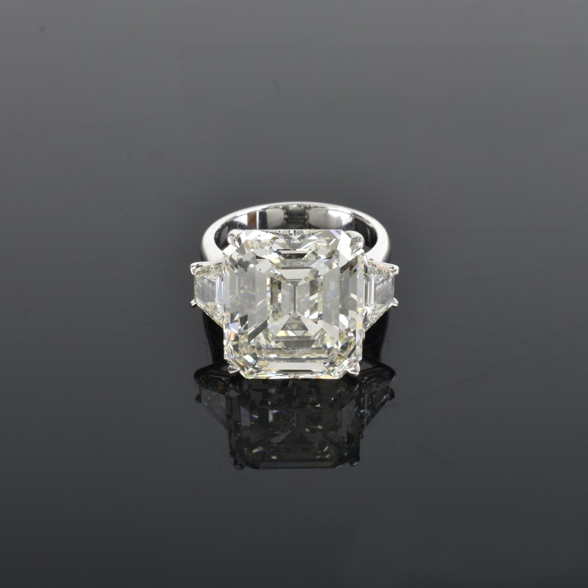 GIA 15.22 Carat Diamond and Platinum Ring