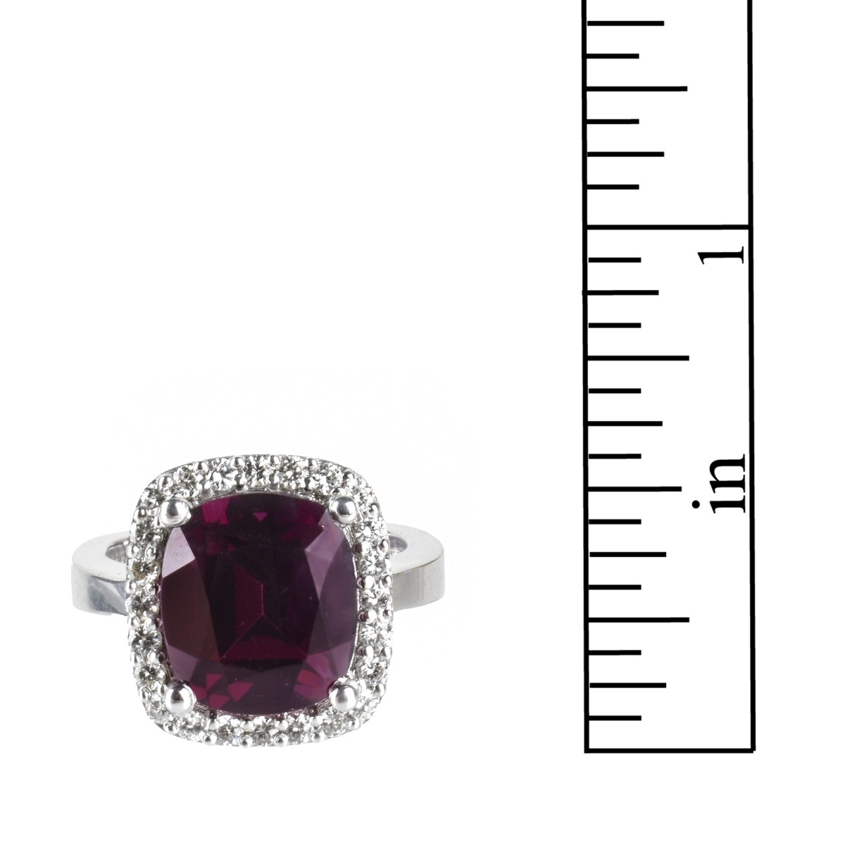 Garnet, Diamond and 18K Ring