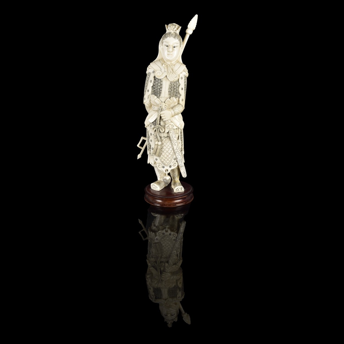 Antique Chinese Carved Figurine