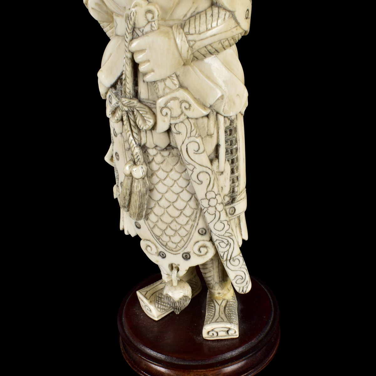 Antique Chinese Carved Figurine