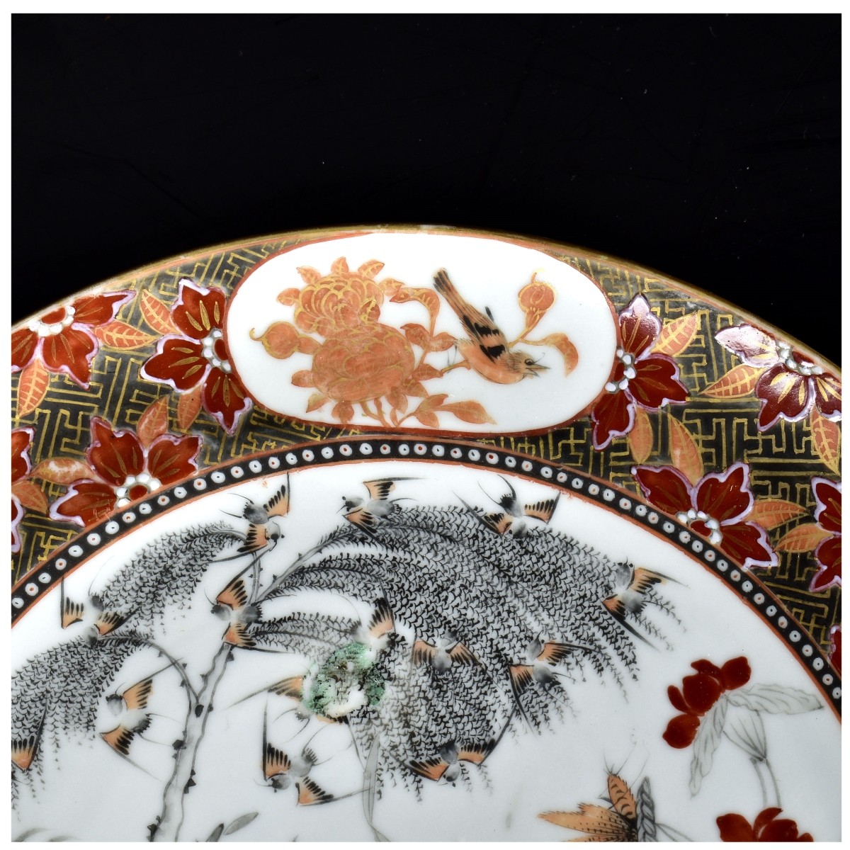 Two Chinese Export Porcelain Plates