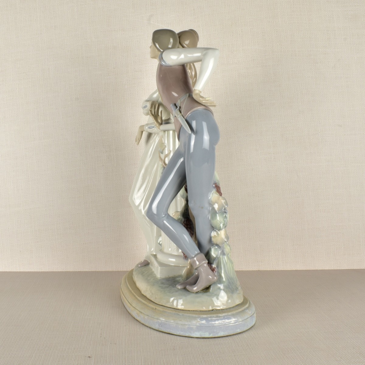 Lladro Romeo & Juliet Porcelain Figurine