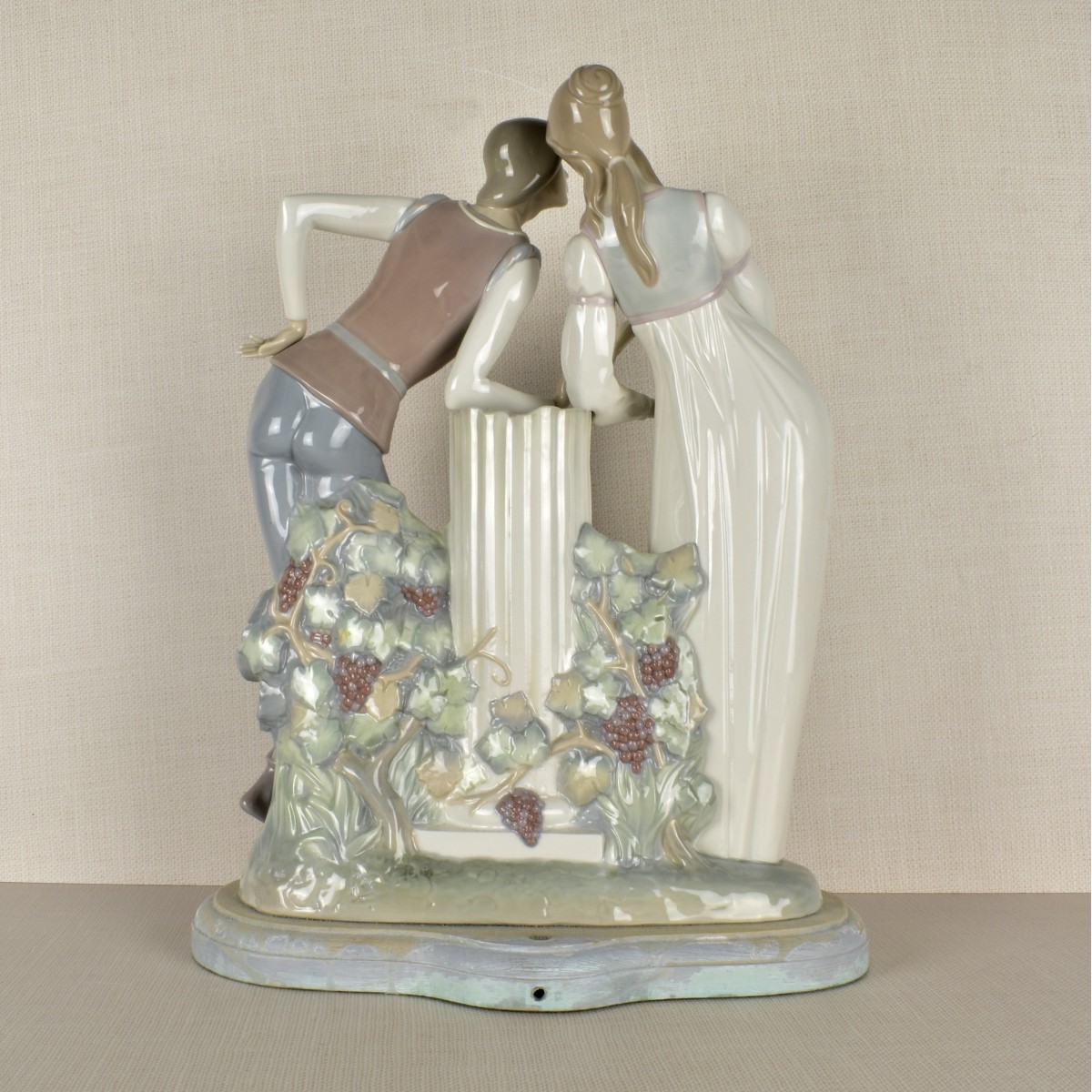 Lladro Romeo & Juliet Porcelain Figurine