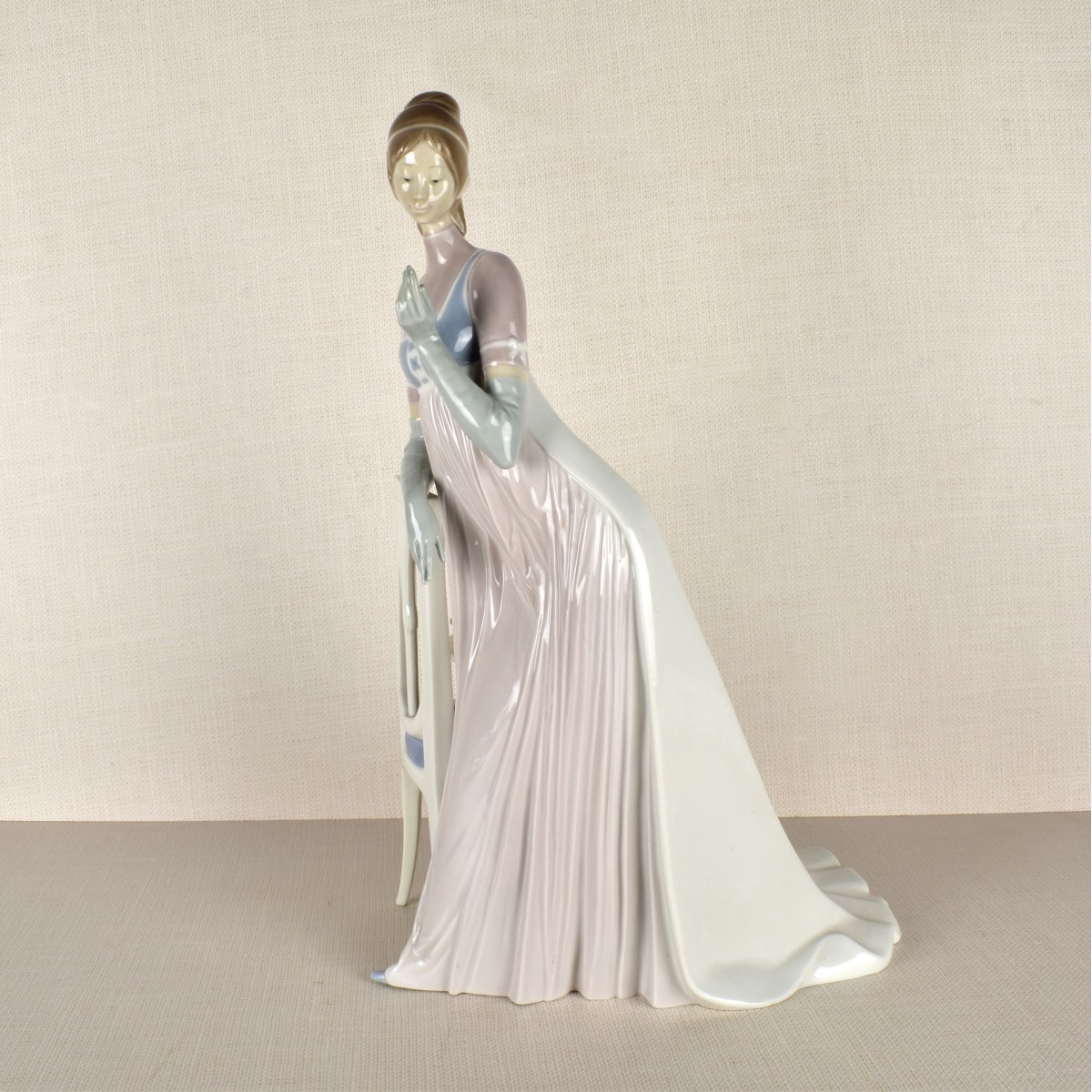 Large Lladro Porcelain Figurine