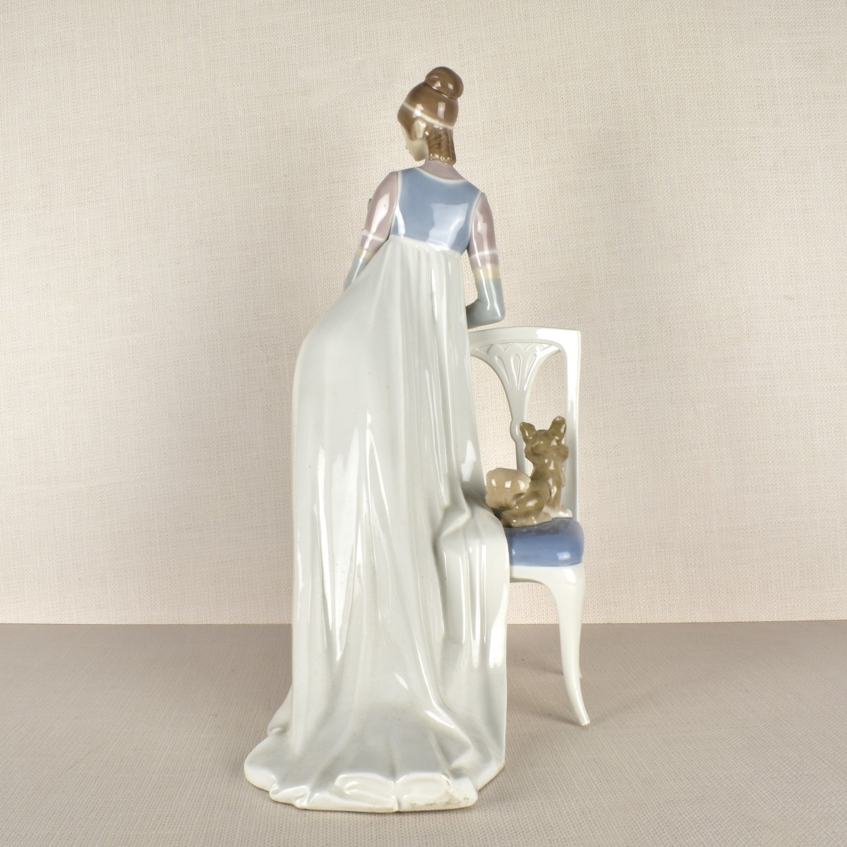 Large Lladro Porcelain Figurine