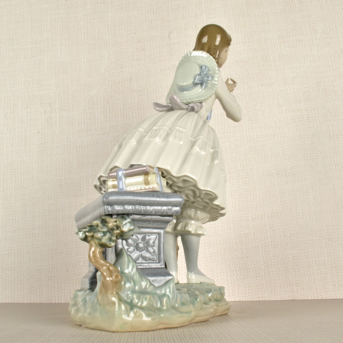Lladro Figurine of a Girl with Flowers