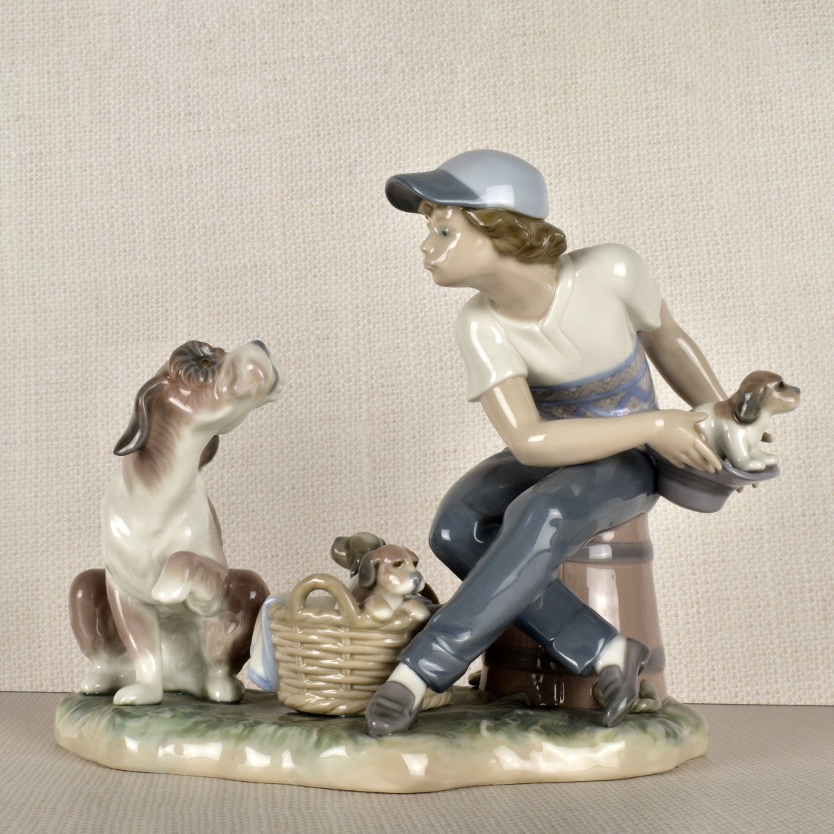 Lladro Figurine of a Girl