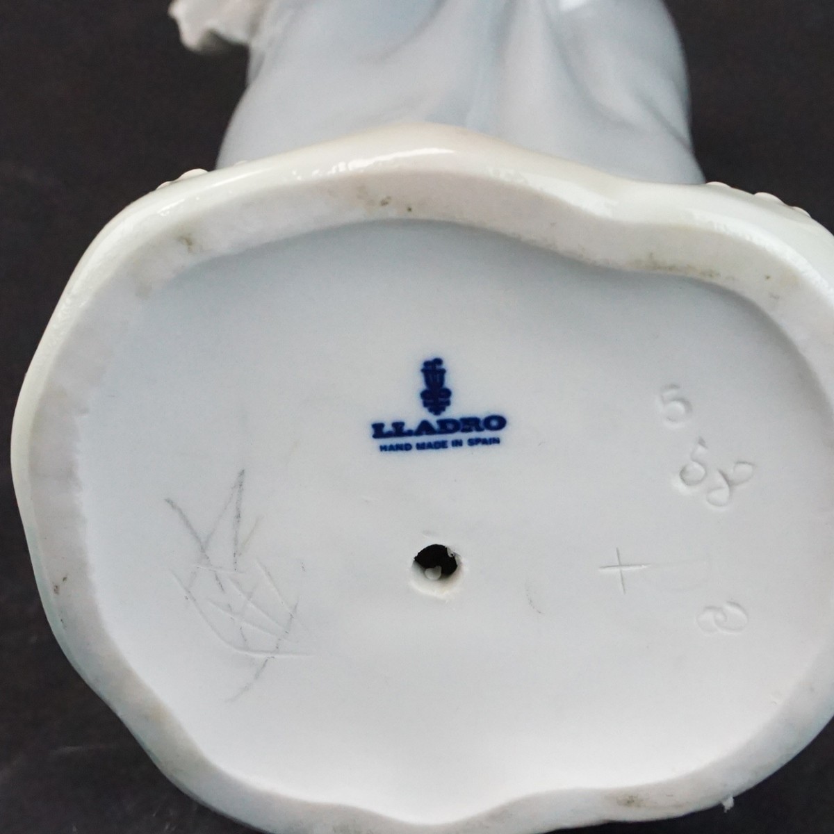 2 Lladro Porcelain Figurines