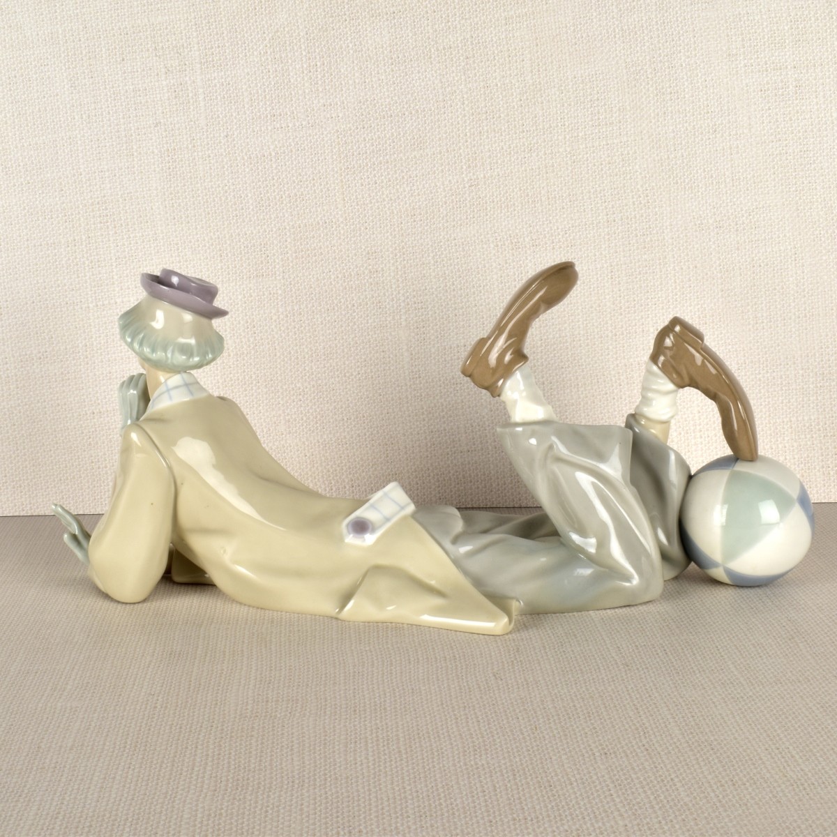 Lladro Figurine of a Clown with a Ball