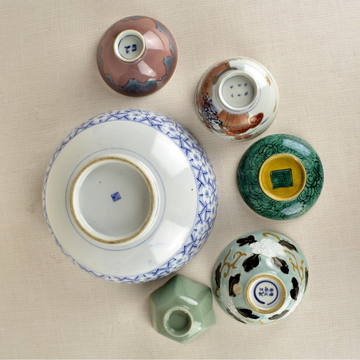 Eleven (11) Asian Porcelain Pieces