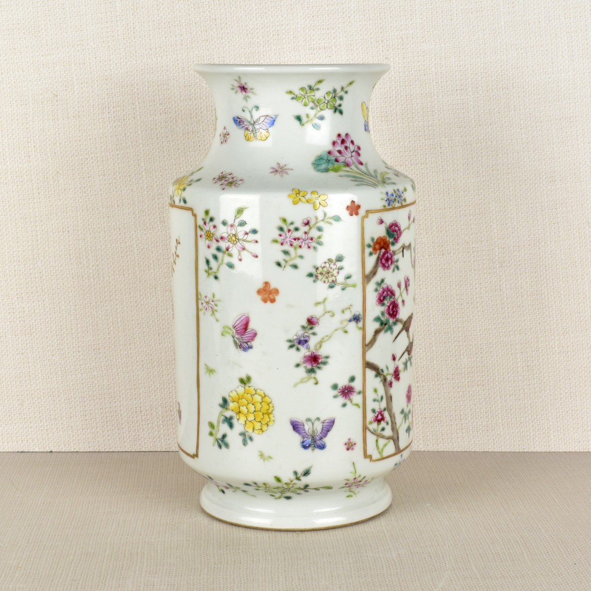 Chinese Porcelain Vase