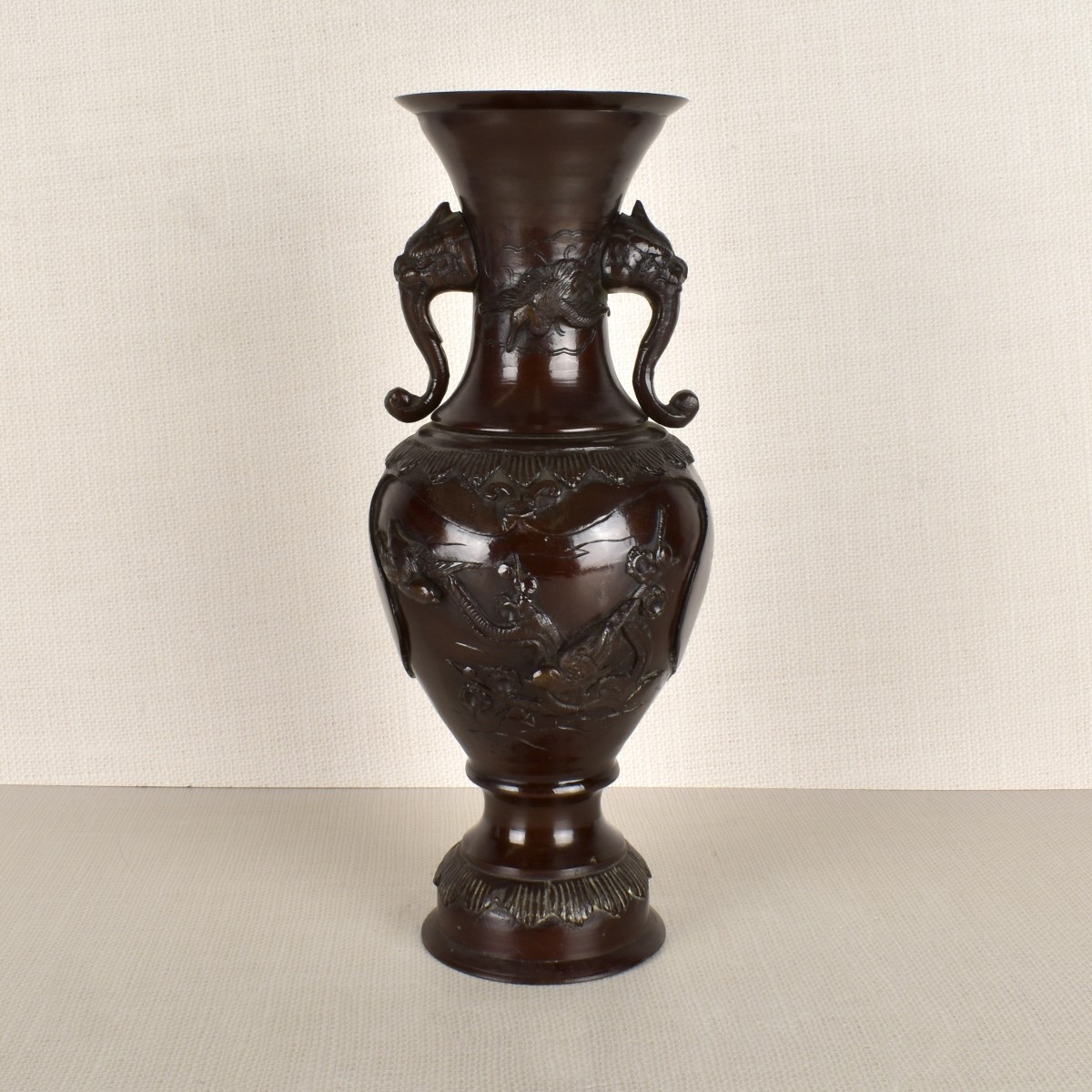 Chinese Bronze Urn