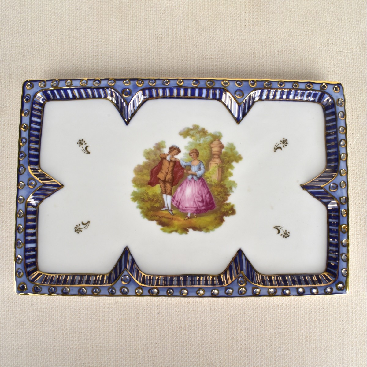 Royal Vienna Vanity Set