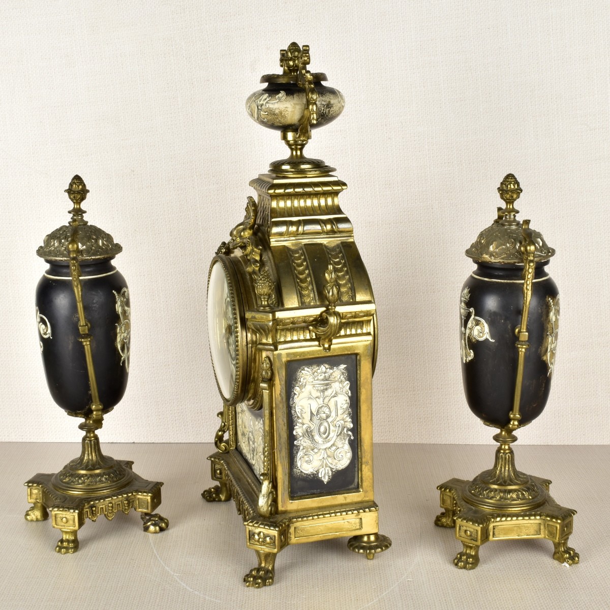 Baroque Style Garniture Set