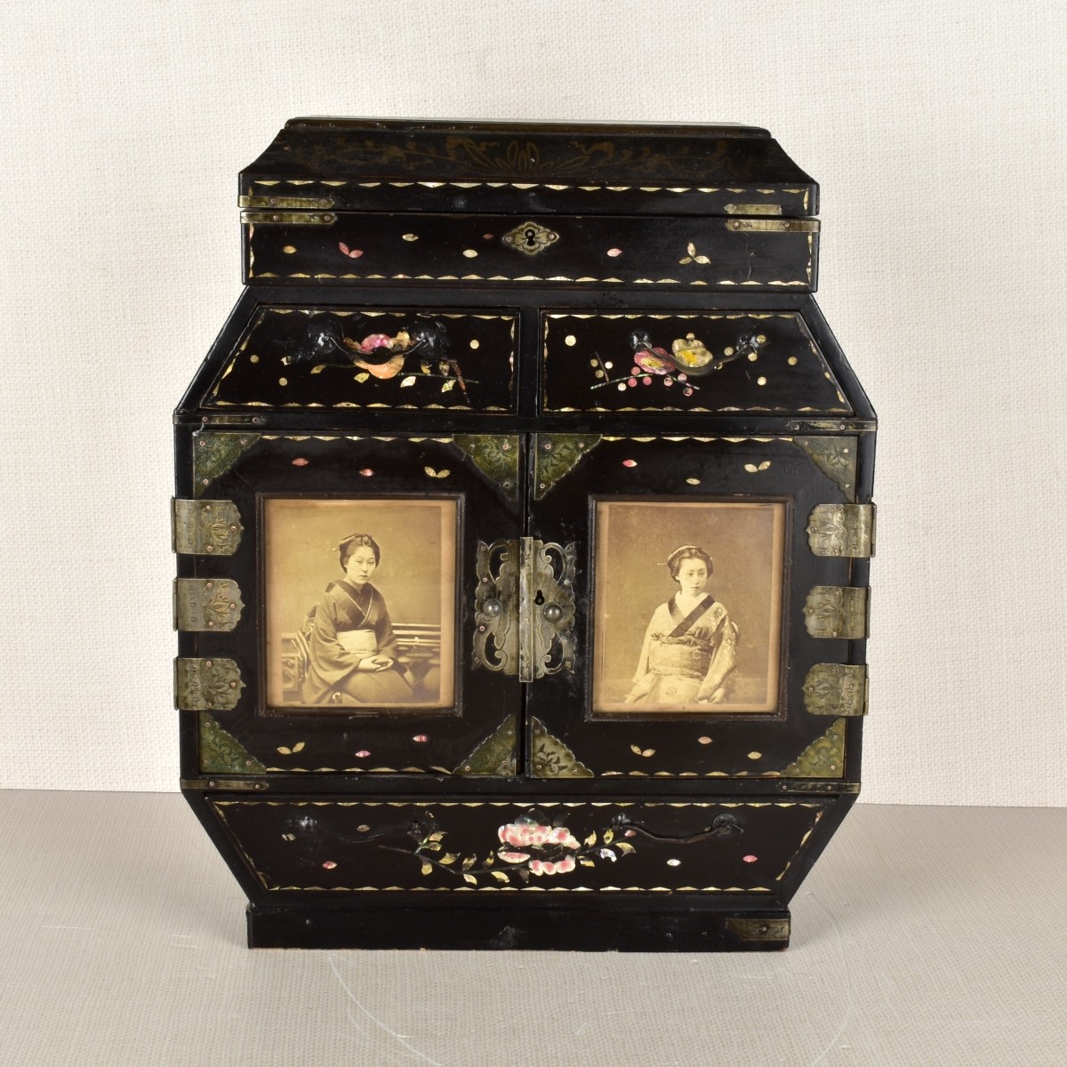 Antique Japanese Tansu