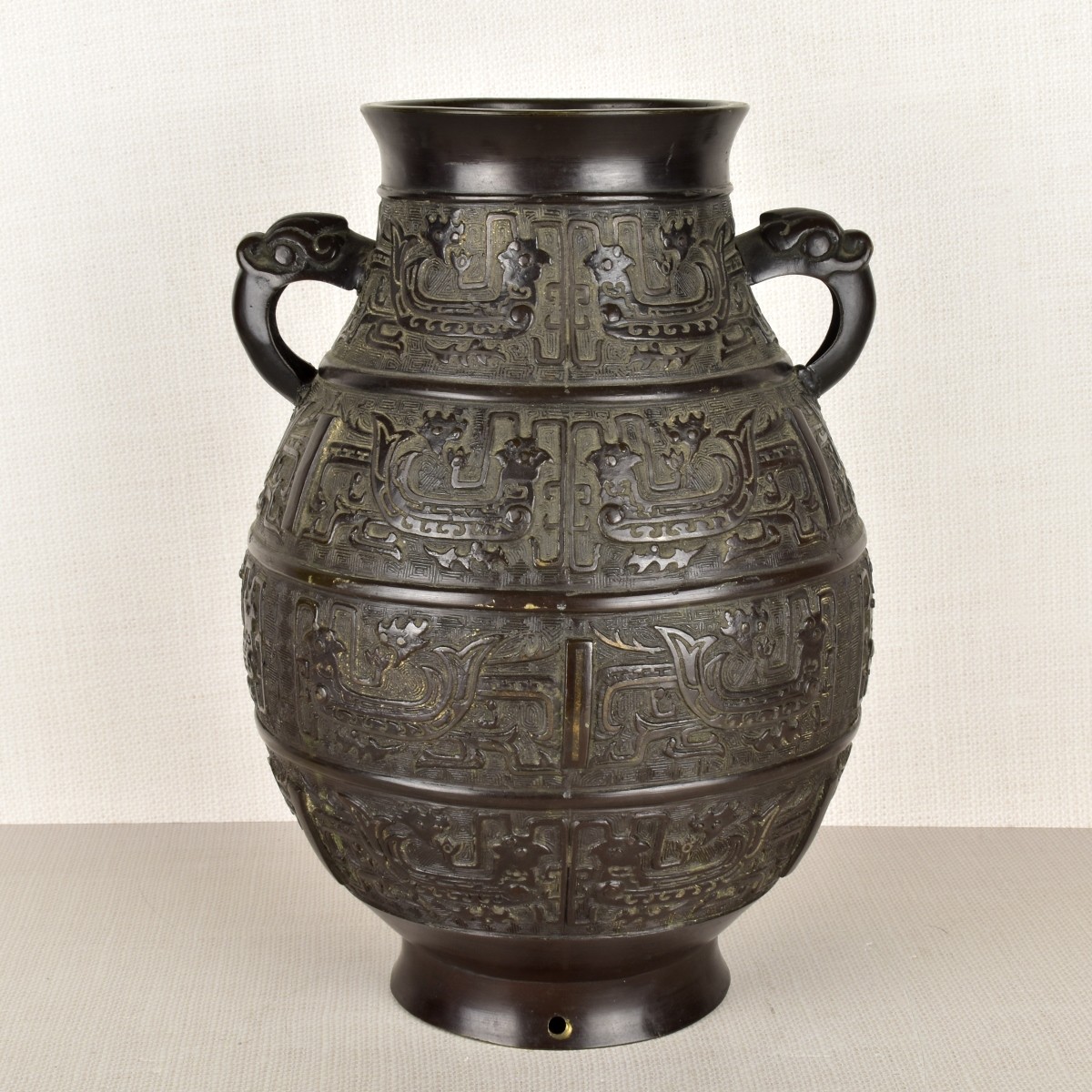 Chinese Bronze Urn