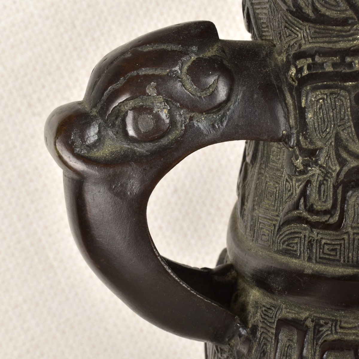 Chinese Bronze Urn