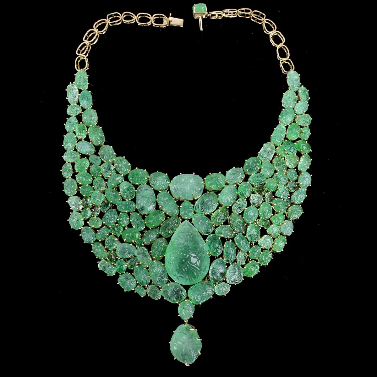 625.0ct Emerald and 18K Necklace