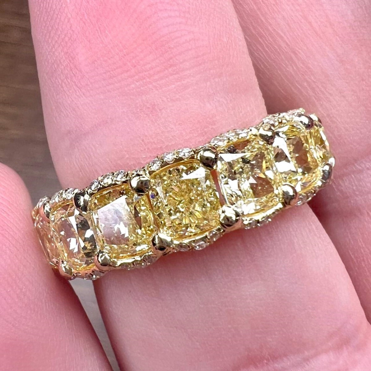 Lugano Diamond and 18K Ring