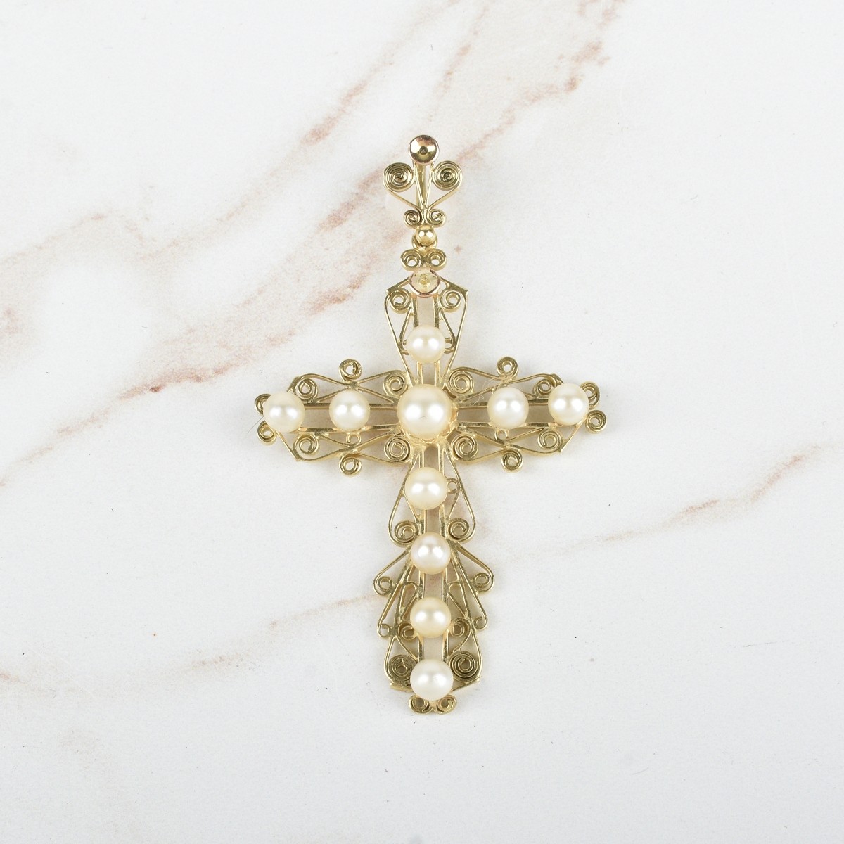 Pearl and 18K Cross Pendant