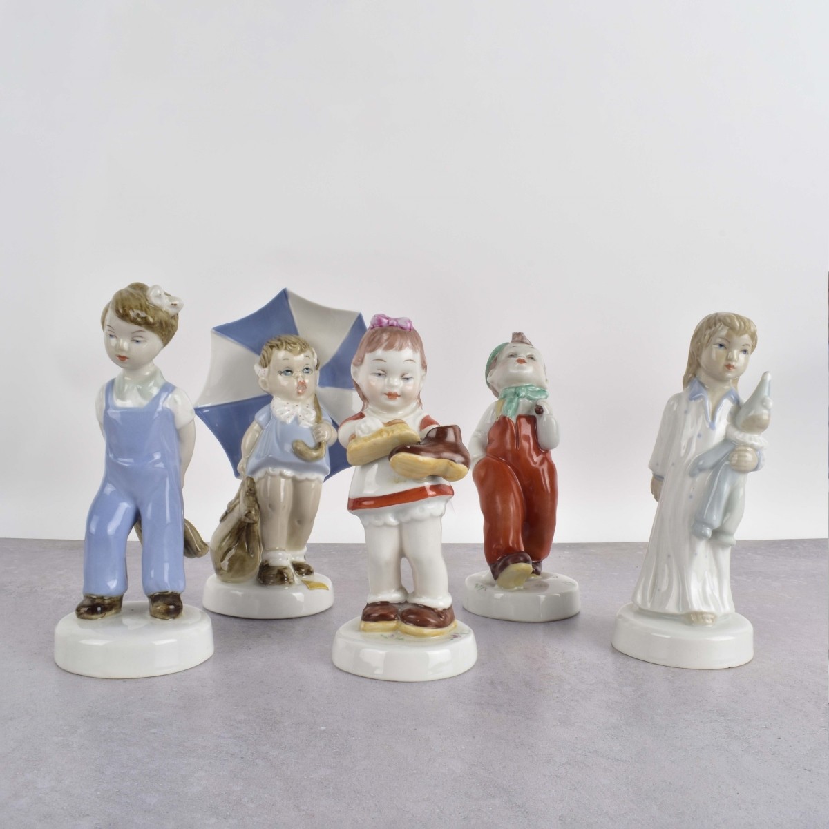 Royal Dux Czechoslovakian Figurines
