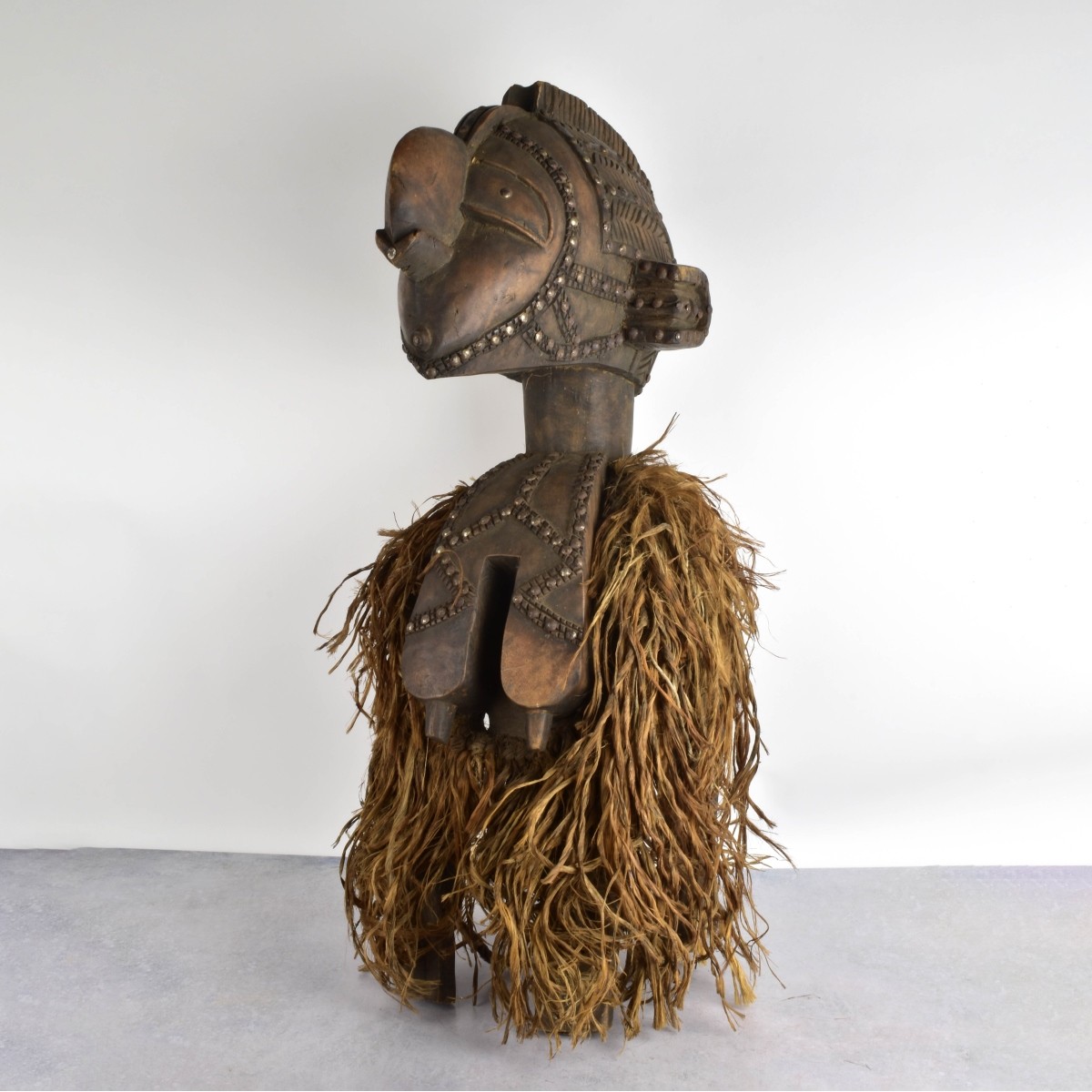 African Saga Nina Fertility Shoulder Mask