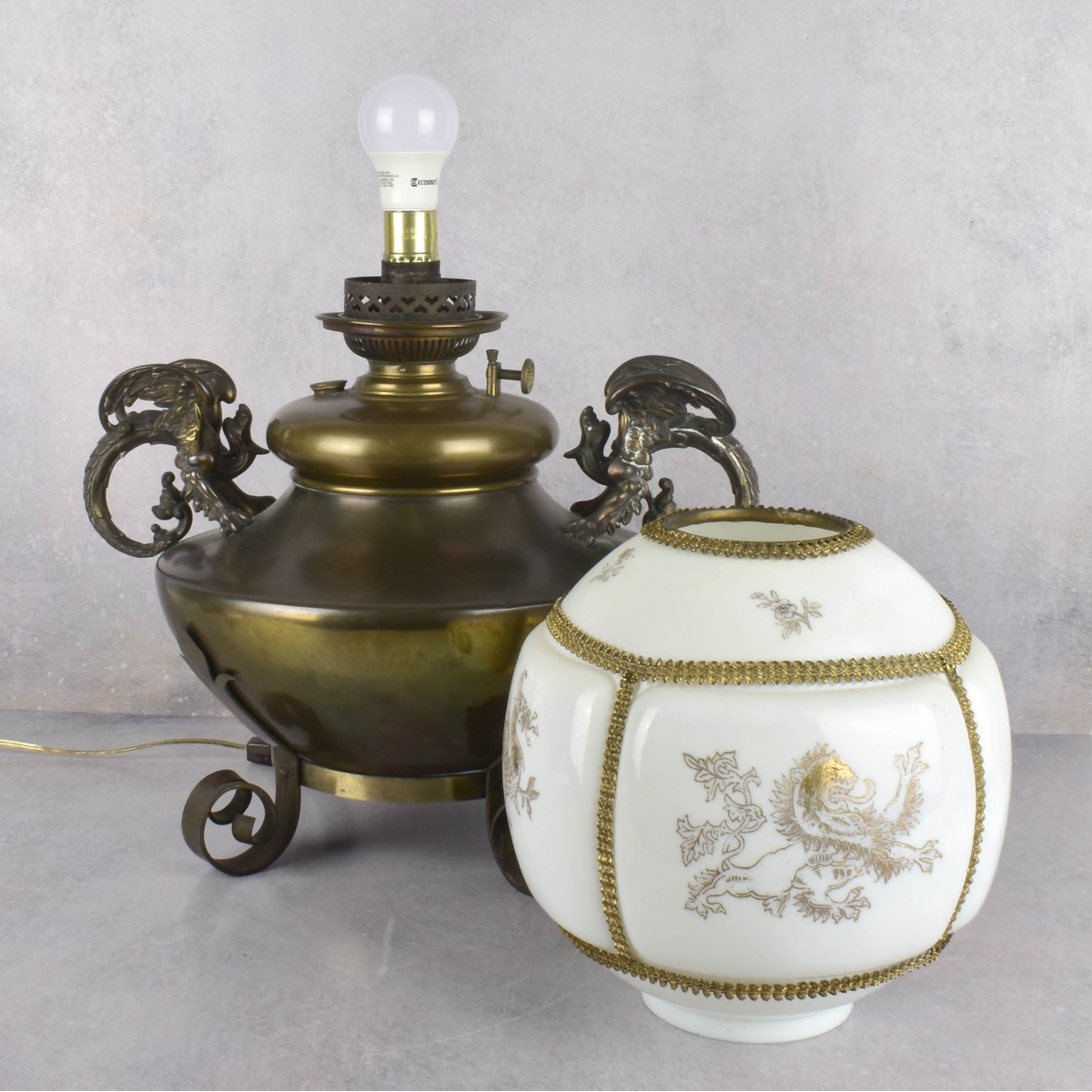 Bradley and Hubbard Lamp