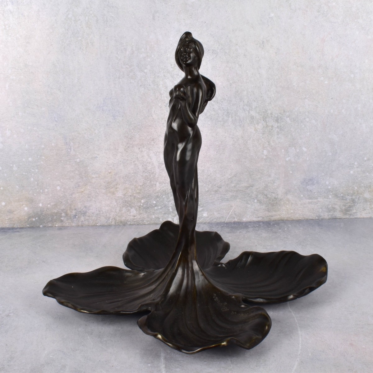 Pierre Regnier Art Nouveau Bronze Figurine