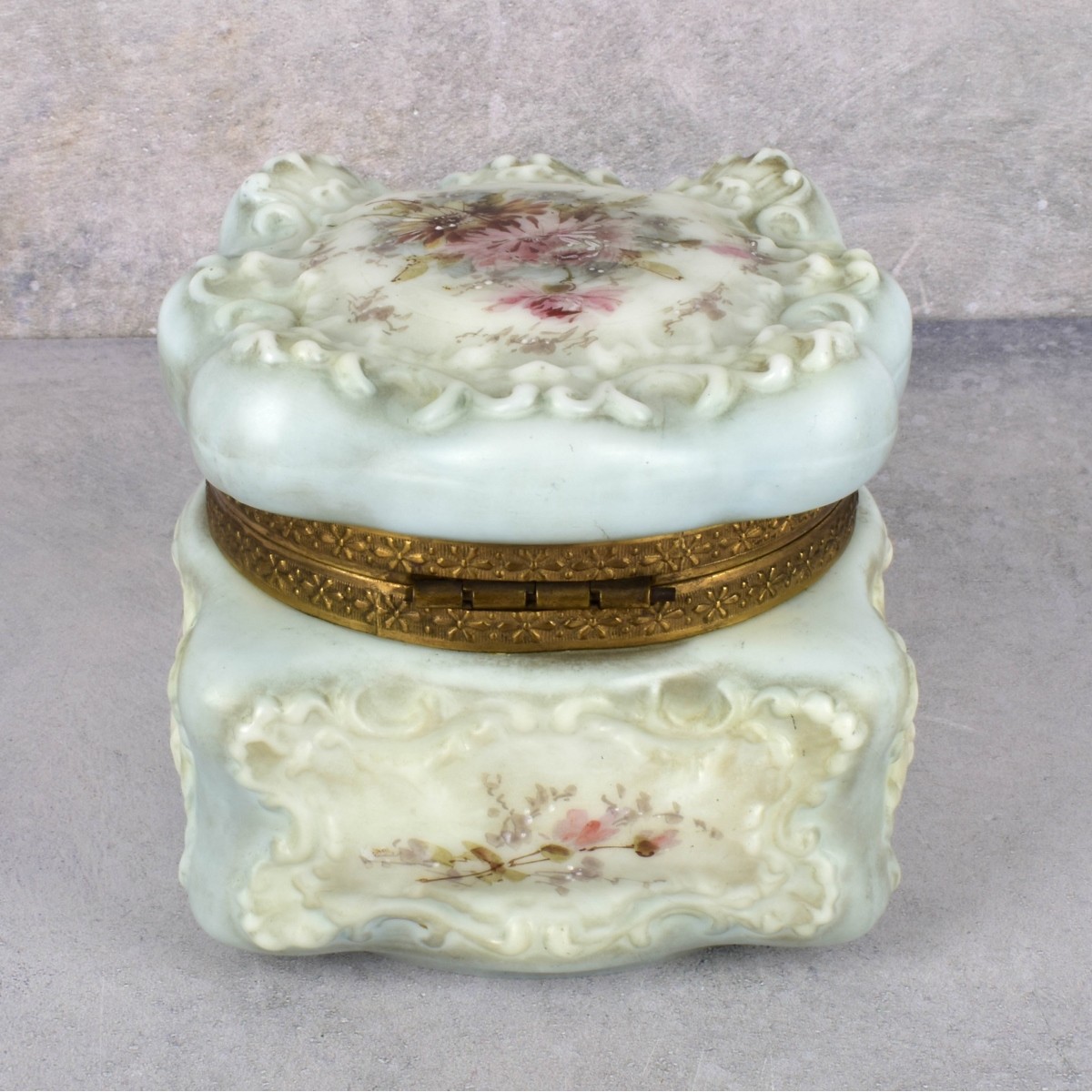 Wave Crest Jewelry Casket