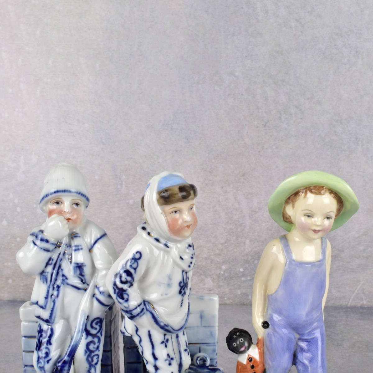 Chelsea and Royal Doulton Figurienes