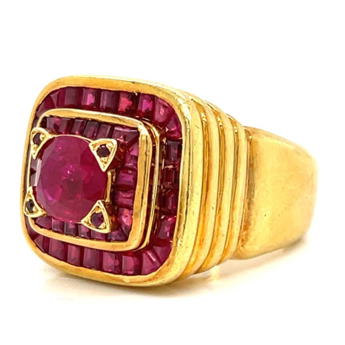 GIA Ruby and 18K Ring