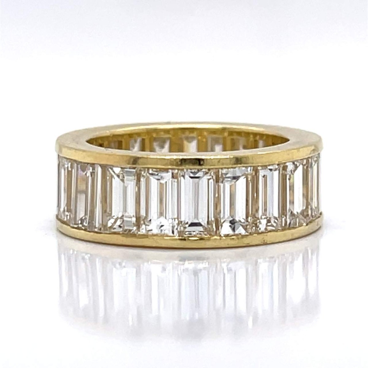 Diamond and 18K Ring
