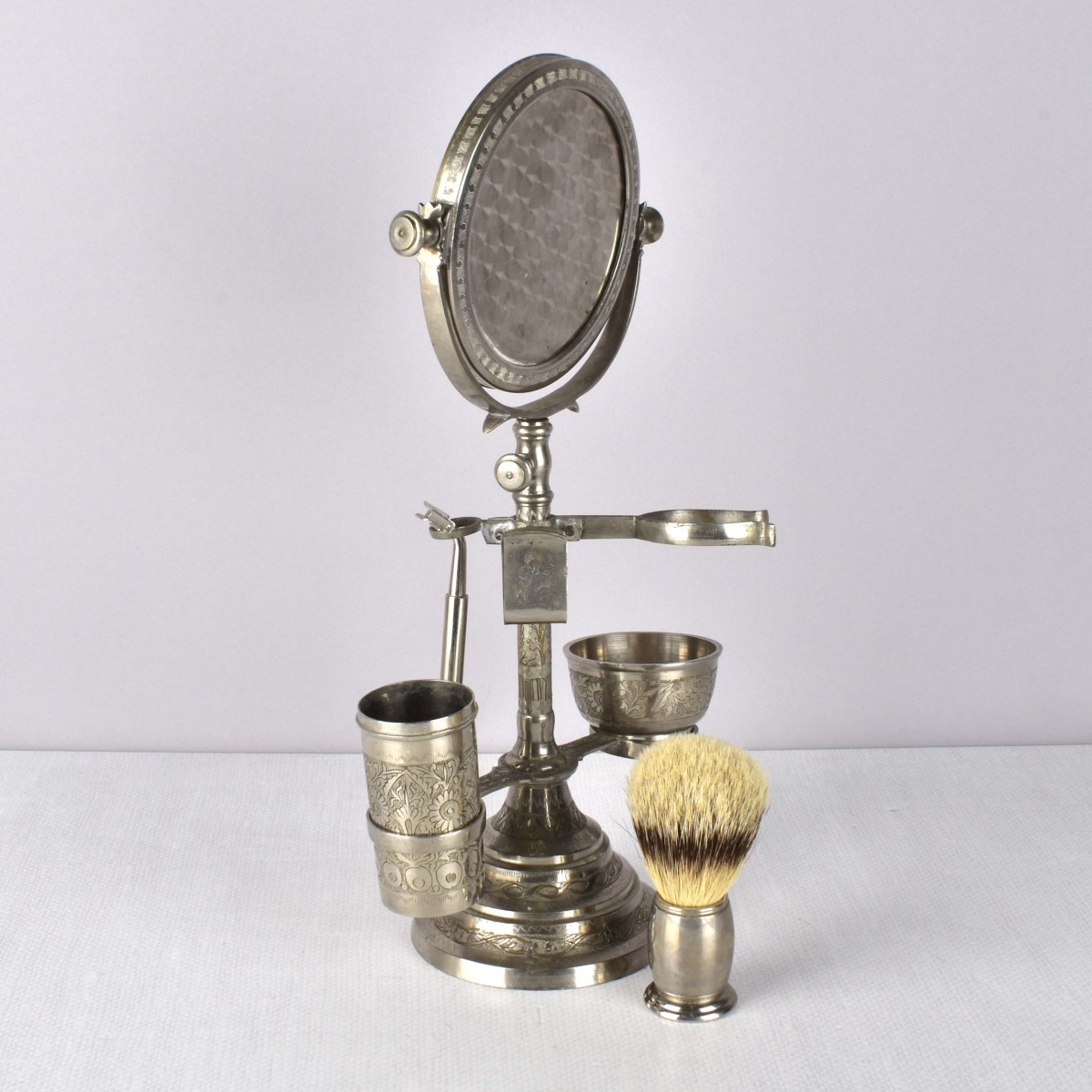 Gentleman's Adjustable Shaving Mirror