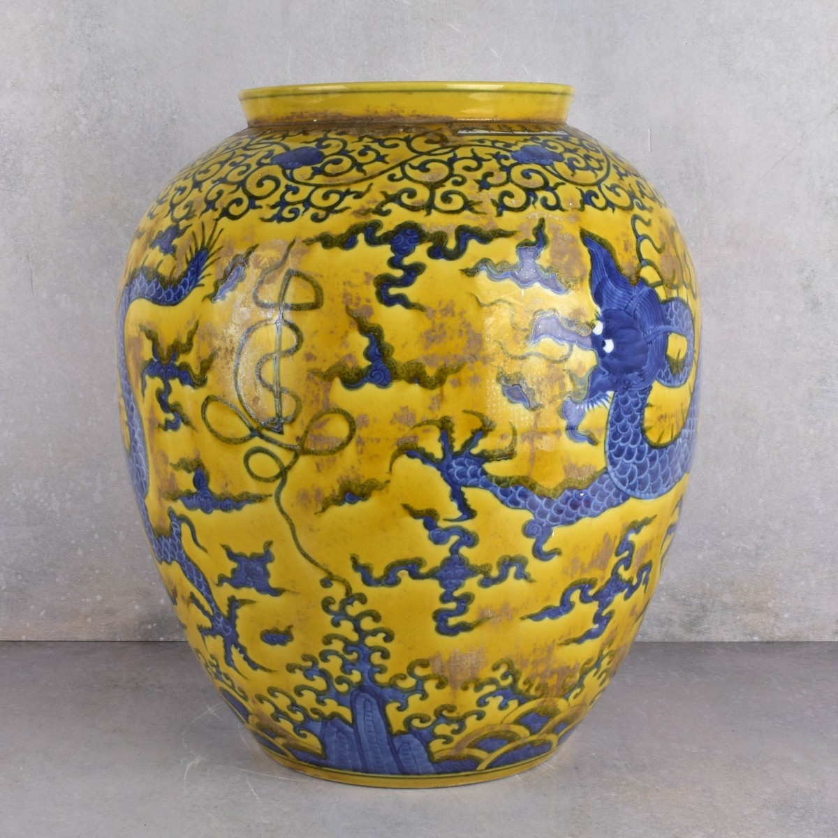 Chinese Yellow Glaze Porcelain Jar