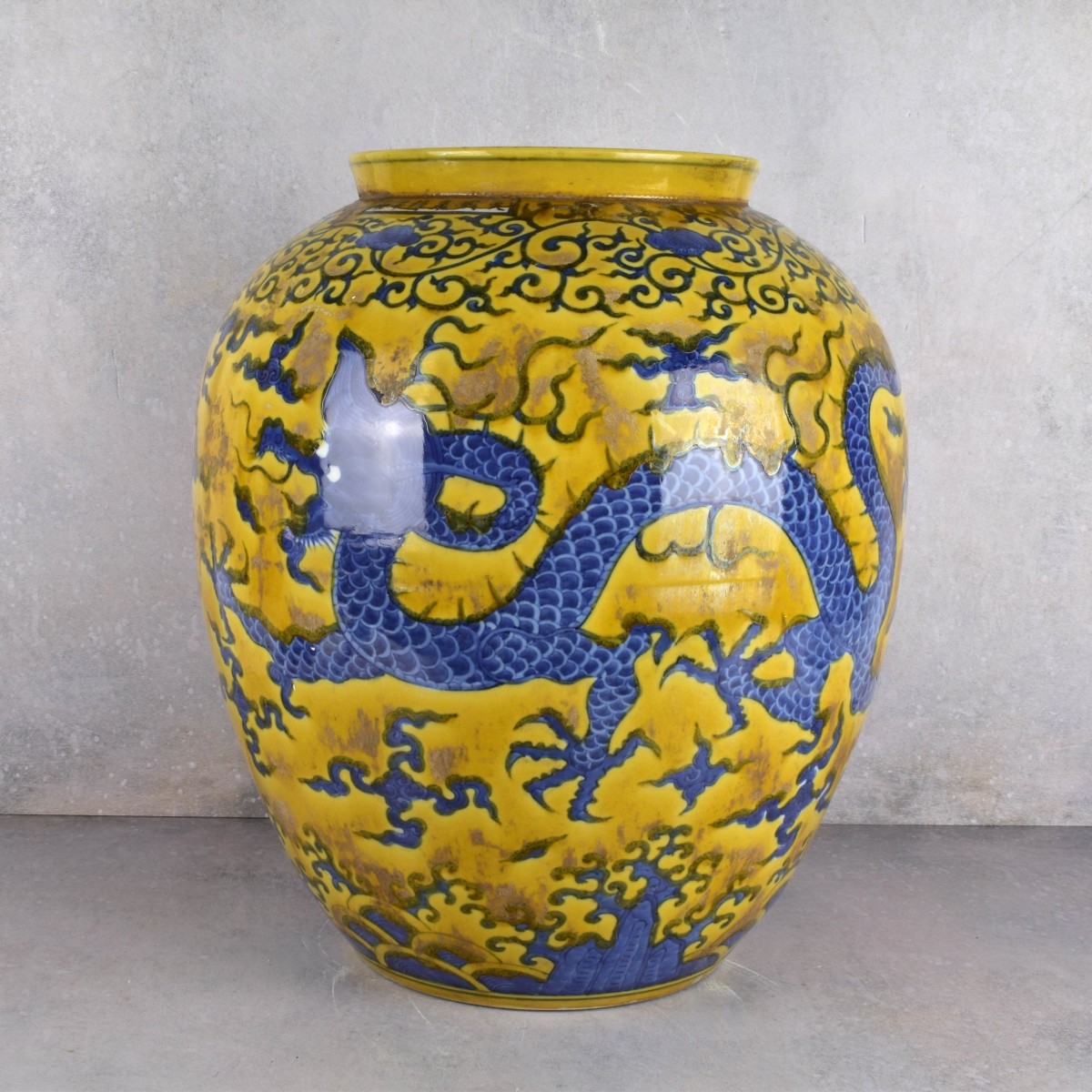 Chinese Yellow Glaze Porcelain Jar