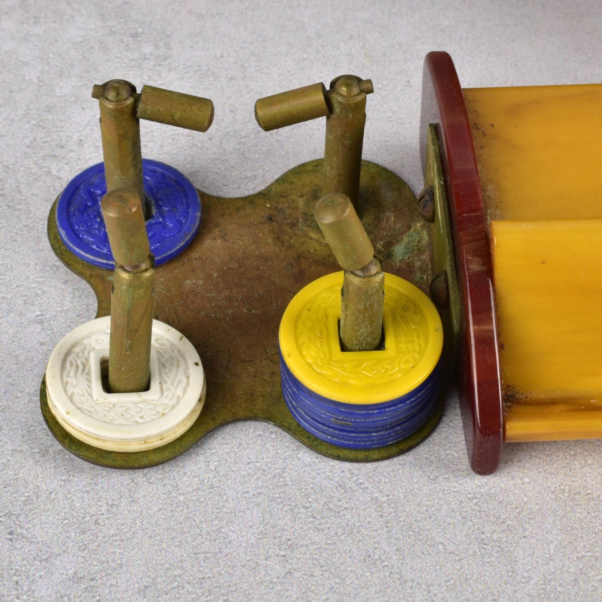 Vintage Chinese Mahjong Set