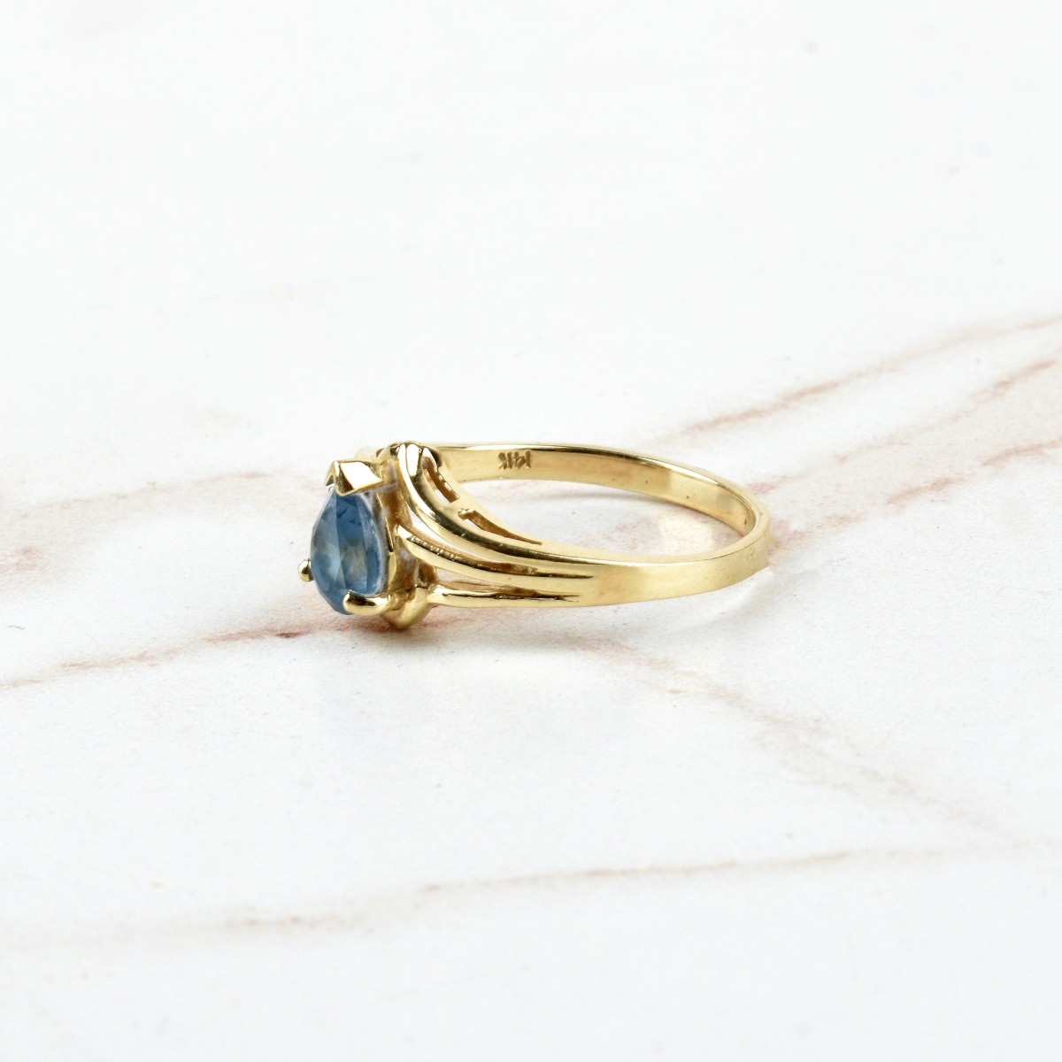 Aquamarine and 14K Ring