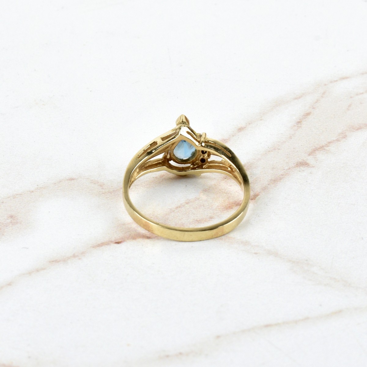 Aquamarine and 14K Ring