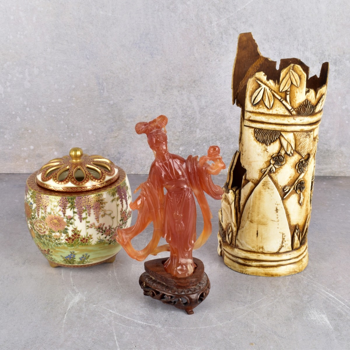 Asian Collectable Grouping