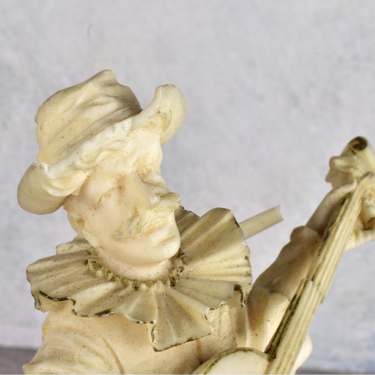 18/19th Century Finely Carved Figurines