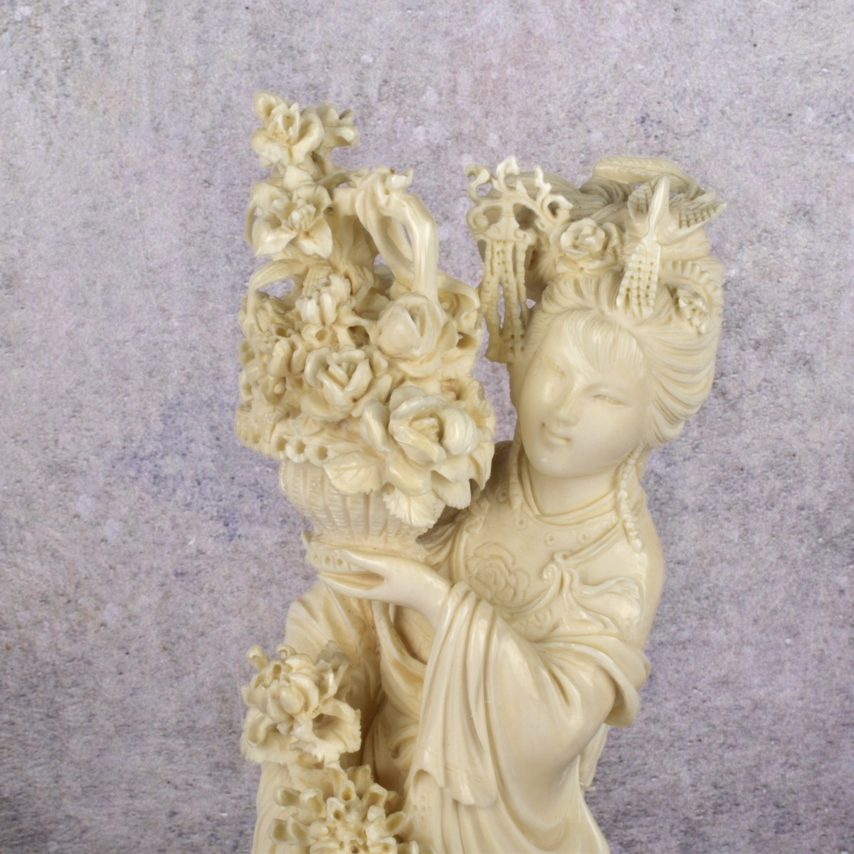 Finely Carved Vintage Figurine of a Geisha