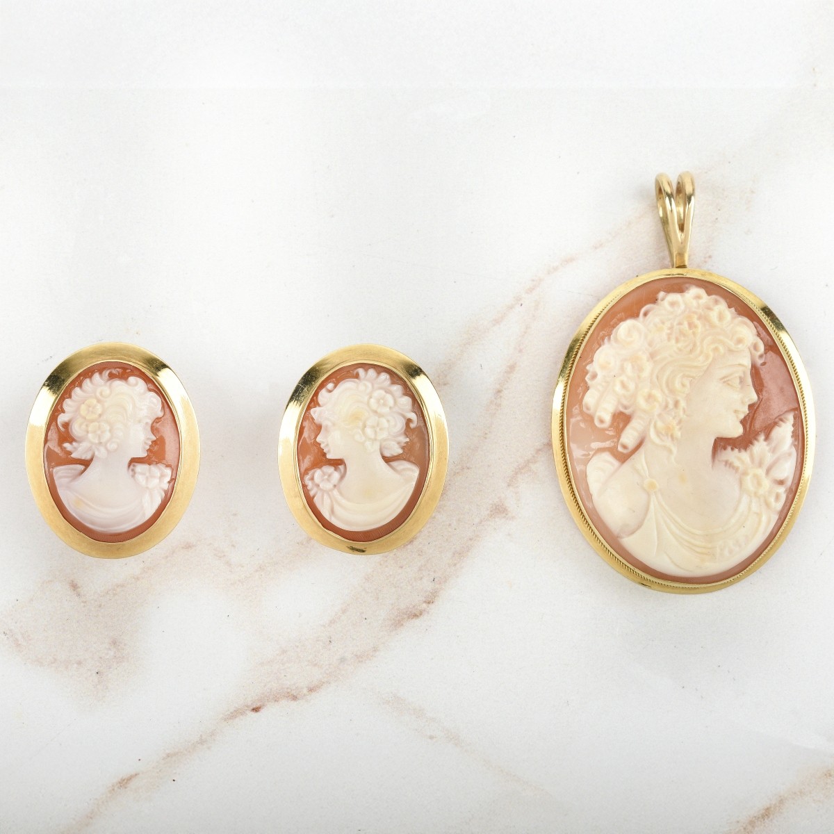 18K Cameo Pendant and Earrings