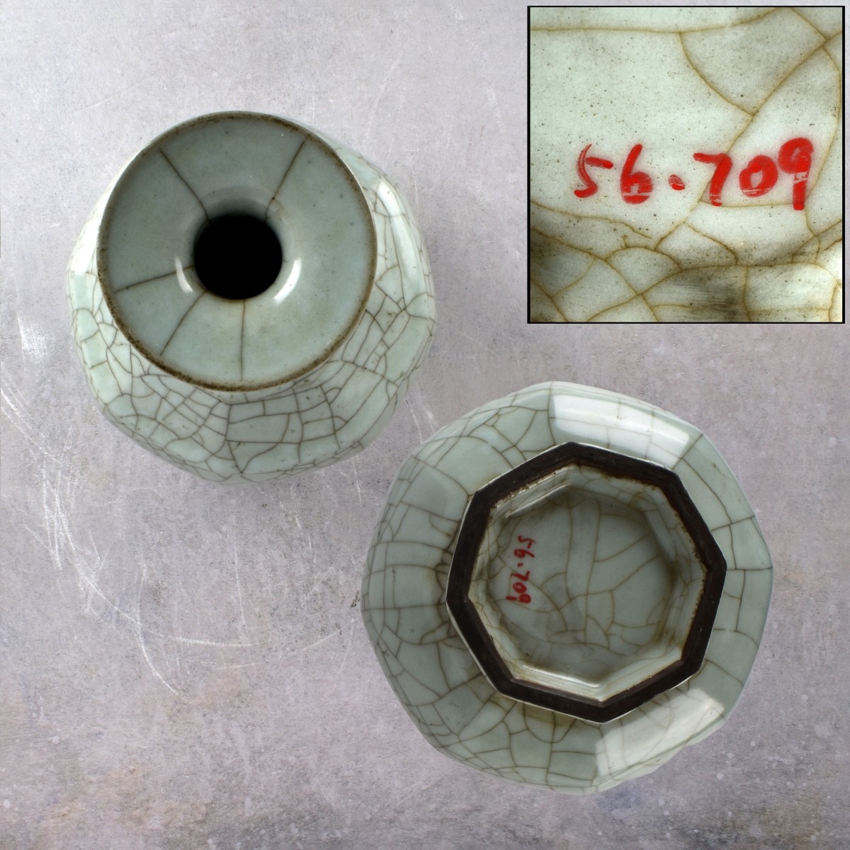 Chinese Ge-ware Crackle Glazed Porcelain Vase