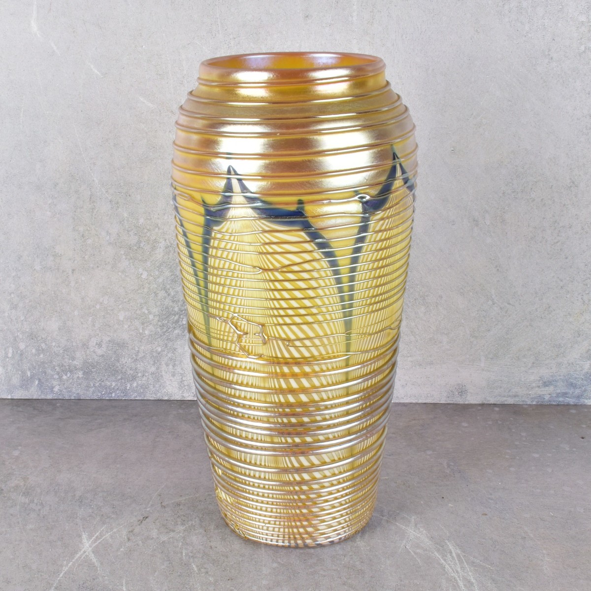 Hand Blown Vintage Art Glass Vase