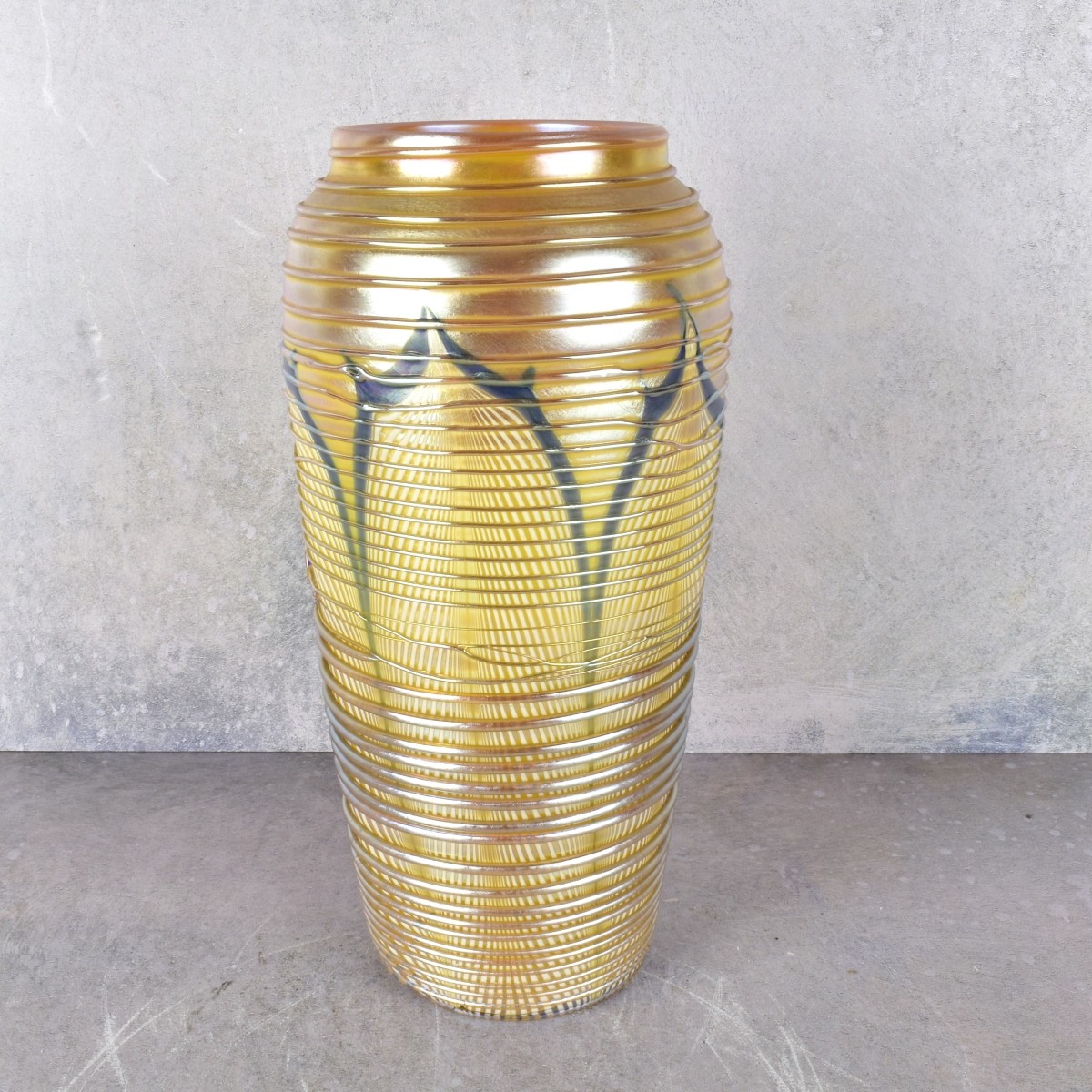 Hand Blown Vintage Art Glass Vase